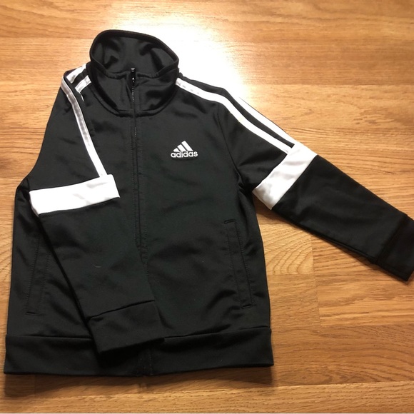 ADIDAS - Picture 2 of 6